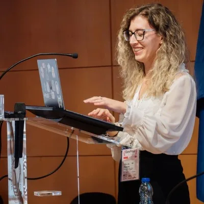 Portrait of Liliana Pereira on the Human x Intelligent podcast
